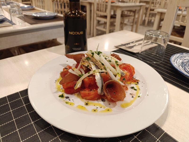 Ensalada de especialidad La Taberna Casera